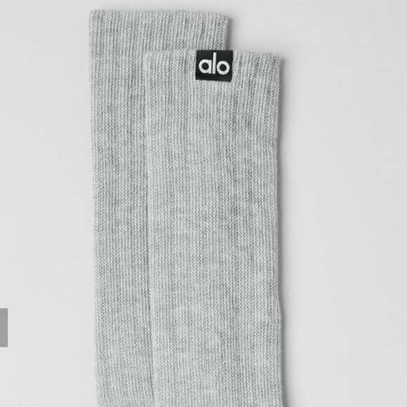 NWT Alo Yoga Unisex Scrunch Socks. Heather Grey - Picture 3 of 8